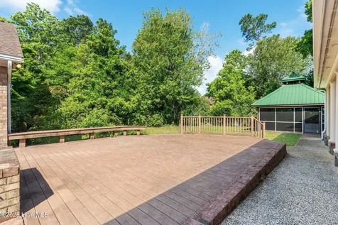 5610 Oak Bluff Lane Wilmington NC 28409