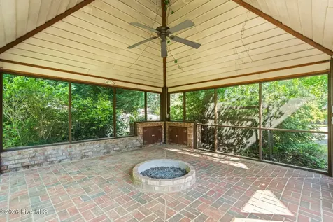 5610 Oak Bluff Lane Wilmington NC 28409