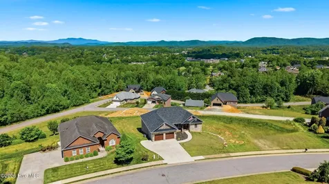 418 Huntington Woods Drive N Lenoir NC 28645