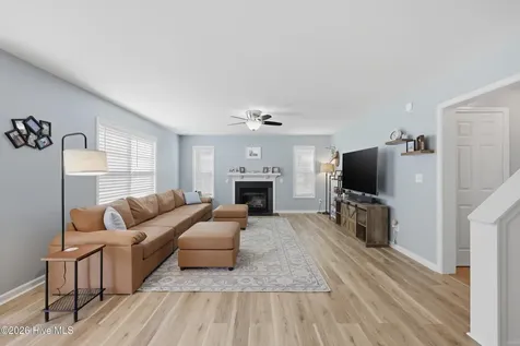 405 Prince William Drive Elizabeth City NC 27909
