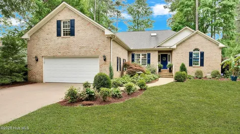 306 Potomac Drive Chocowinity NC 27817