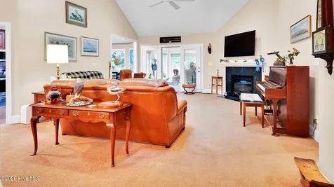 306 Potomac Drive Chocowinity NC 27817