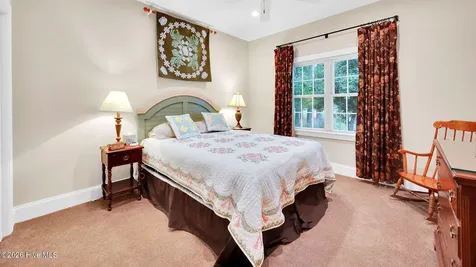 306 Potomac Drive Chocowinity NC 27817