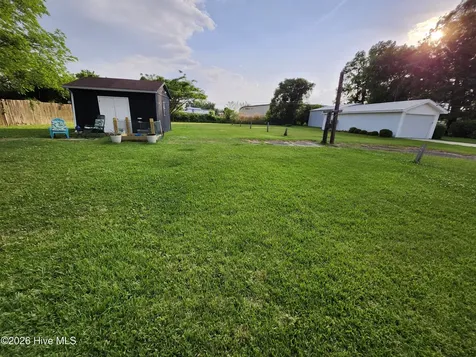 506 S Haughton Street Williamston NC 27892