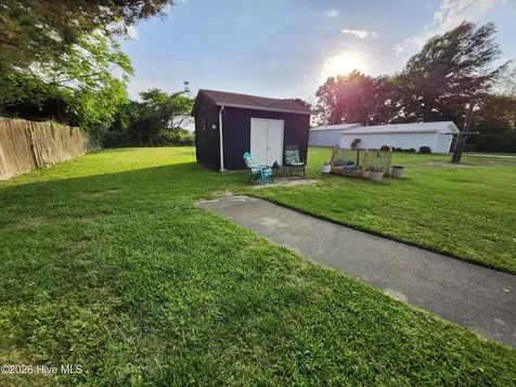 506 S Haughton Street Williamston NC 27892
