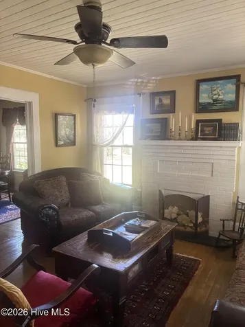 1011 Raleigh Road Clinton NC 28328