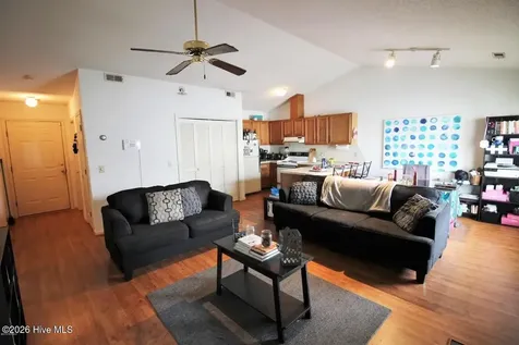 113 W Victoria Court Greenville NC 27834
