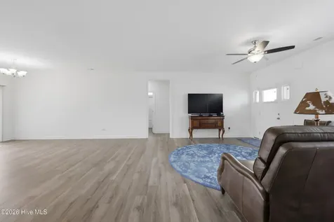 213 Pleasant Drive Elizabeth City NC 27909