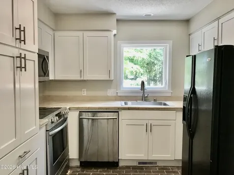 8413 Bald Eagle Lane Wilmington NC 28411