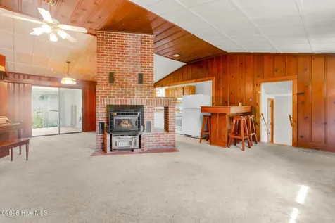 852 Chatham Street Newport NC 28570