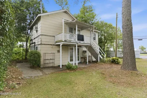 1411 Hawthorne Road Wilmington NC 28403