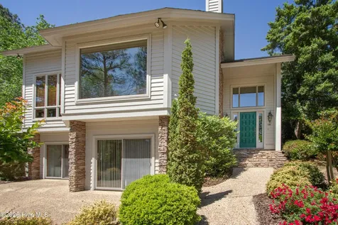 15 Shenecossett Lane Pinehurst NC 28374