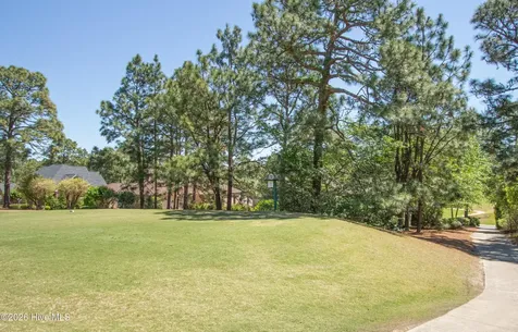 15 Shenecossett Lane Pinehurst NC 28374