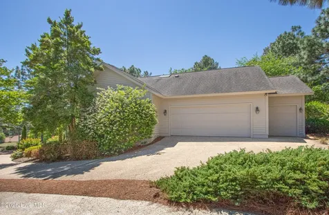 15 Shenecossett Lane Pinehurst NC 28374