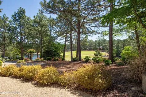 15 Shenecossett Lane Pinehurst NC 28374