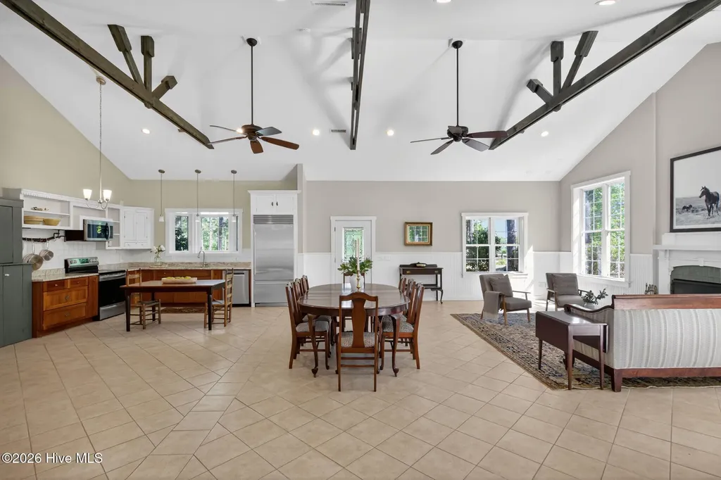 2265 Lakebay Road Vass NC 28394
