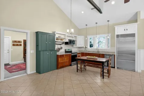 2265 Lakebay Road Vass NC 28394