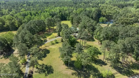 2265 Lakebay Road Vass NC 28394