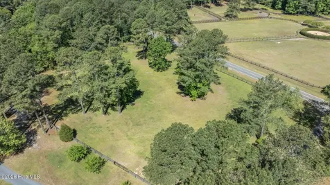 2265 Lakebay Road Vass NC 28394