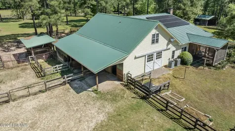 2265 Lakebay Road Vass NC 28394