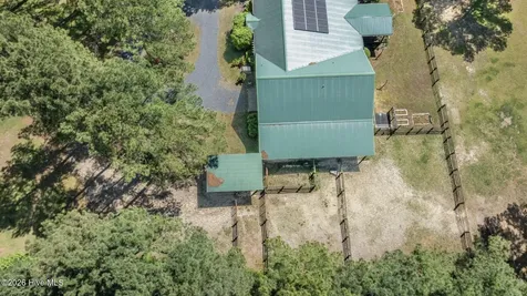 2265 Lakebay Road Vass NC 28394