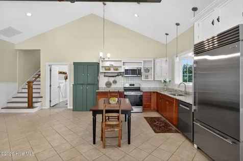2265 Lakebay Road Vass NC 28394