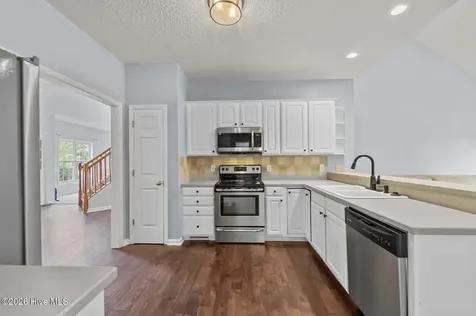 1316 Devonshire Trail Aberdeen NC 28315