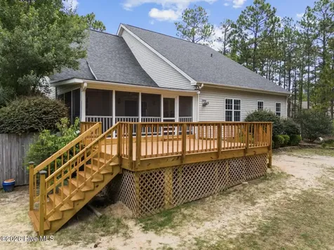 1316 Devonshire Trail Aberdeen NC 28315
