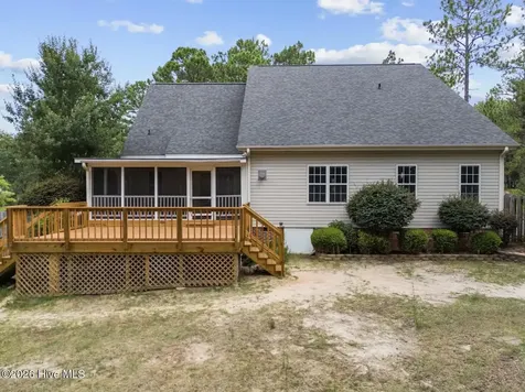 1316 Devonshire Trail Aberdeen NC 28315