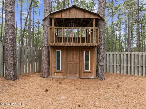 1316 Devonshire Trail Aberdeen NC 28315