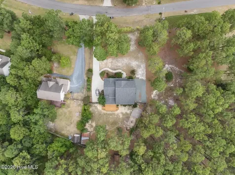 1316 Devonshire Trail Aberdeen NC 28315