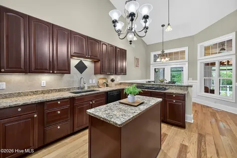 2519 High Valley Court NE Bolivia NC 28422