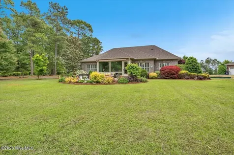 1197 Sabel Loop SE Bolivia NC 28422