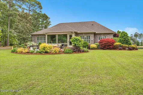 1197 Sabel Loop SE Bolivia NC 28422
