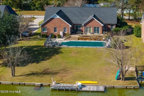 513 Alexis Drive New Bern NC 28562