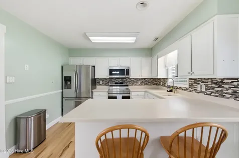 102 Tobacco Road New Bern NC 28562
