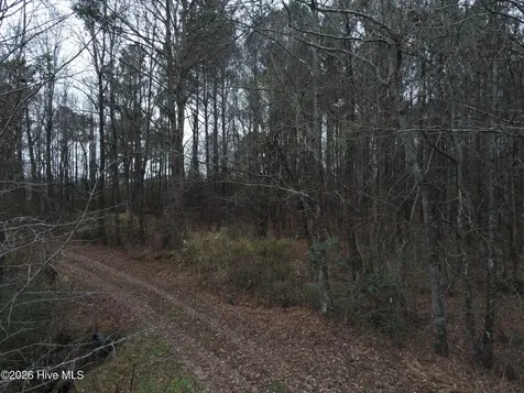 8201 Cedar Grove School Loop Road Nashville NC 27856