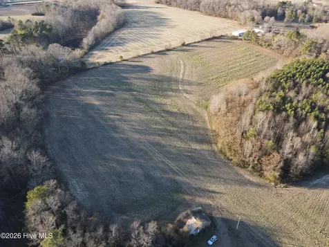 8201 Cedar Grove School Loop Road Nashville NC 27856
