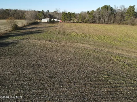8201 Cedar Grove School Loop Road Nashville NC 27856