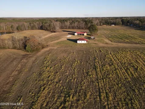 8201 Cedar Grove School Loop Road Nashville NC 27856
