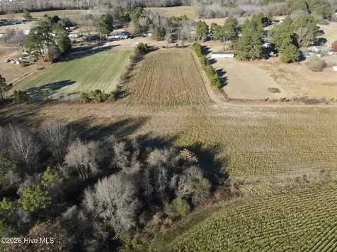 1715 E Old Spring Hope Road Nashville NC 27856