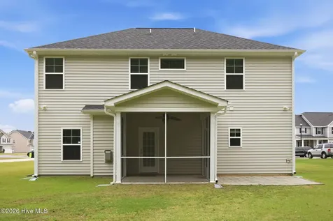 404 Holly Grove Drive Winterville NC 28590