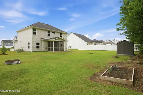 404 Holly Grove Drive Winterville NC 28590