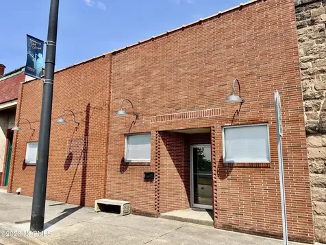 8 Front Street Hamlet NC 28345