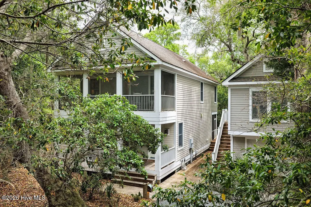 4 Poormans Pepper Trail Bald Head Island NC 28461