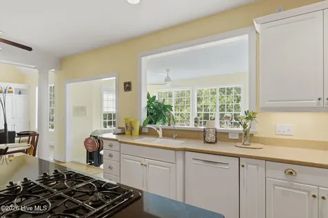 4252 Skeffington Court Southport NC 28461