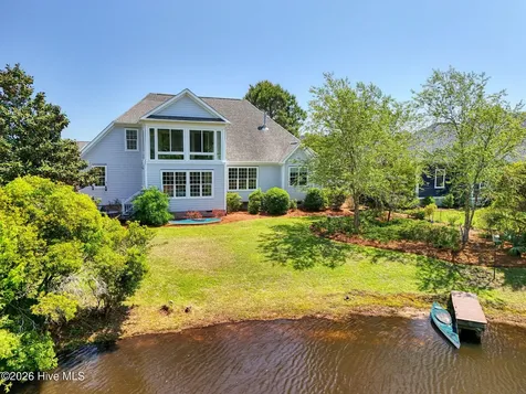 4252 Skeffington Court Southport NC 28461