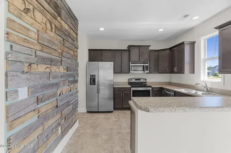 8037 Footpath Road Leland NC 28451