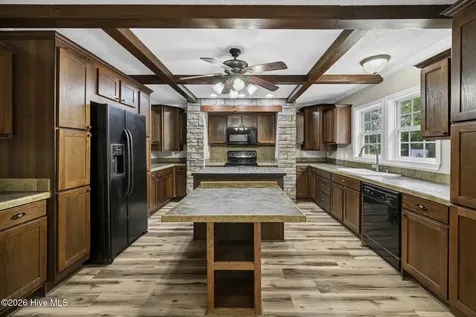552 Colonial Landing Road SE Bolivia NC 28422