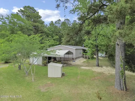 552 Colonial Landing Road SE Bolivia NC 28422